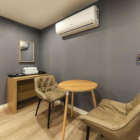 Hotel Laon Tongyeong Bagian luar foto