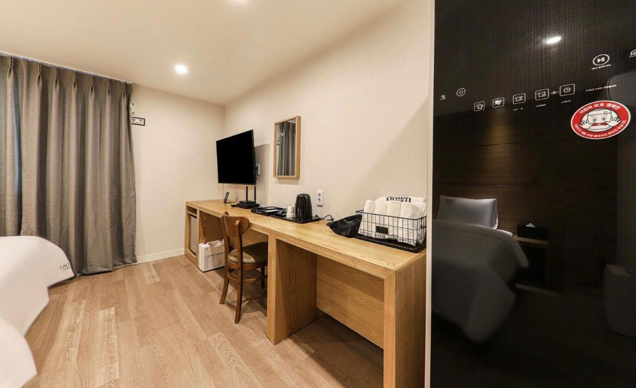 Hotel Laon Tongyeong Bagian luar foto